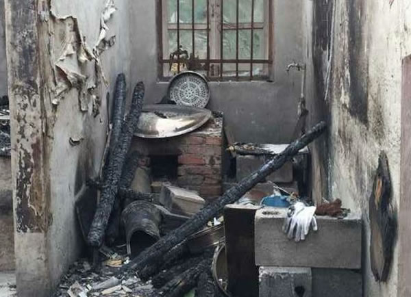 ҹ�����ء�����Ϯ������ׯ ����6�䷿��2��