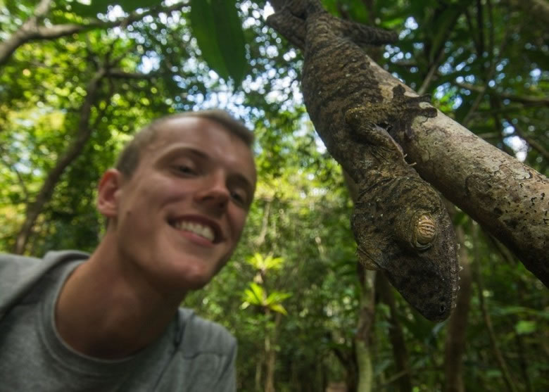 �����������ӱ�������ʱ�����㵽������ɫ����