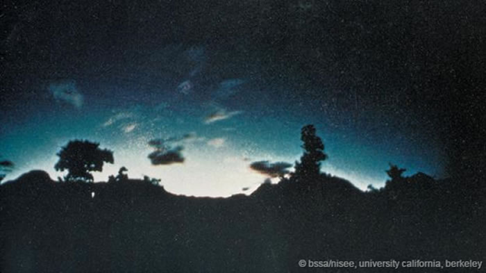 日本出现的地震光日本出现的地震光