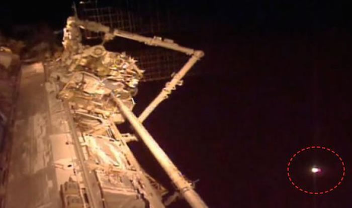 ��������ڹ��ʿռ�վ�����ٴ����㵽����������ӽ���