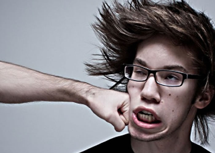 �о��ַ�������������ṹ��Ϊ����ȭͷ������������˺����ݱ�����ڵ�ģ����