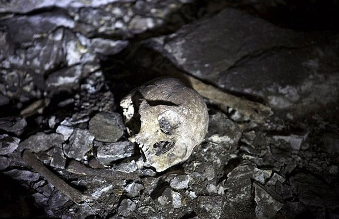 西班牙探险队在秘鲁洞穴发现大量印加文明的宗教祭祀人体遗骸