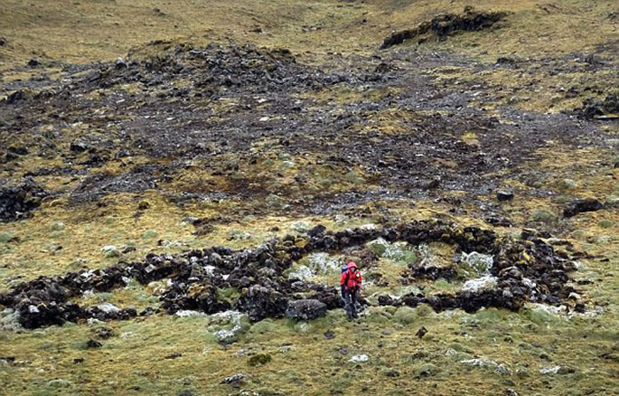 西班牙探险队在秘鲁洞穴发现大量印加文明的宗教祭祀人体遗骸