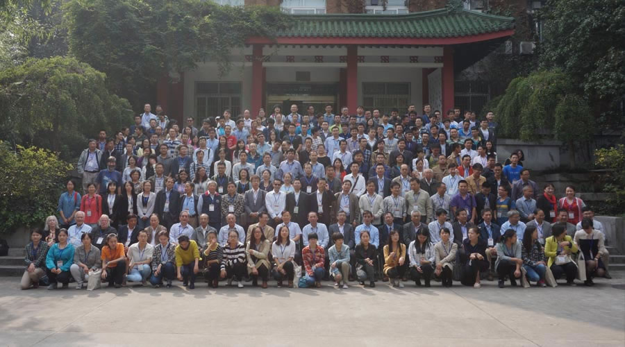 “远古生命-宏演化”学术研讨会暨第一届古生物学青年学者论坛在南京成功举办