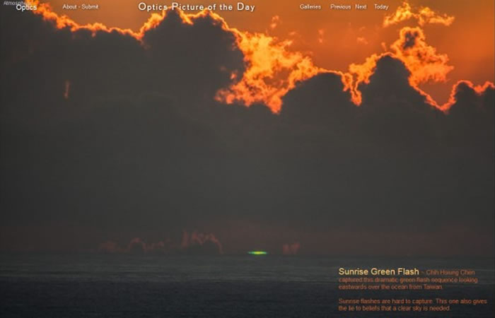 ̨��������Ӱ�����߳�־���ĵ��ǳ������ġ��ճ�������