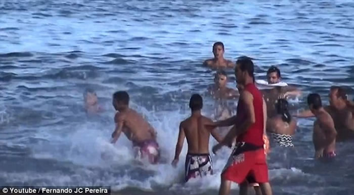 С̲Ⱥ͹ţˮжǶµ׳۳