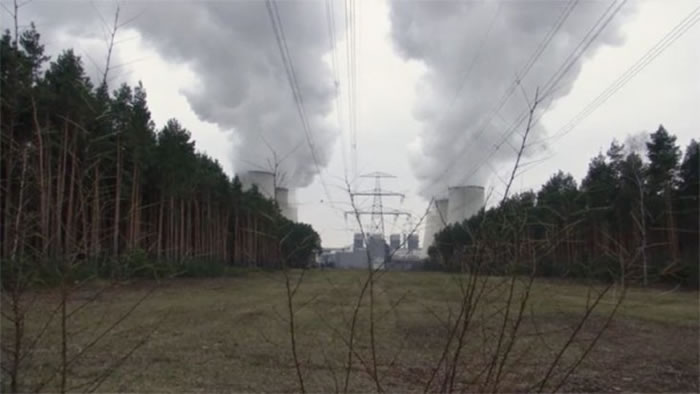 美智库研究指,照目前全球的碳排放量推算,地球平均温度或将会比工业革命前高出摄氏4度。