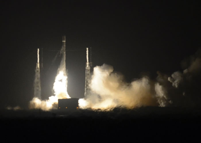 SpaceX的“猎鹰9号”火箭成功发射并回收