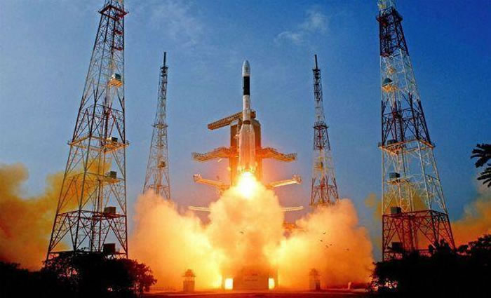 2015年印度航天机构发射17颗外国卫星