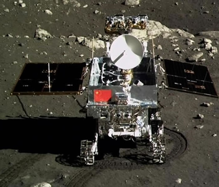 “玉兔”号月球车