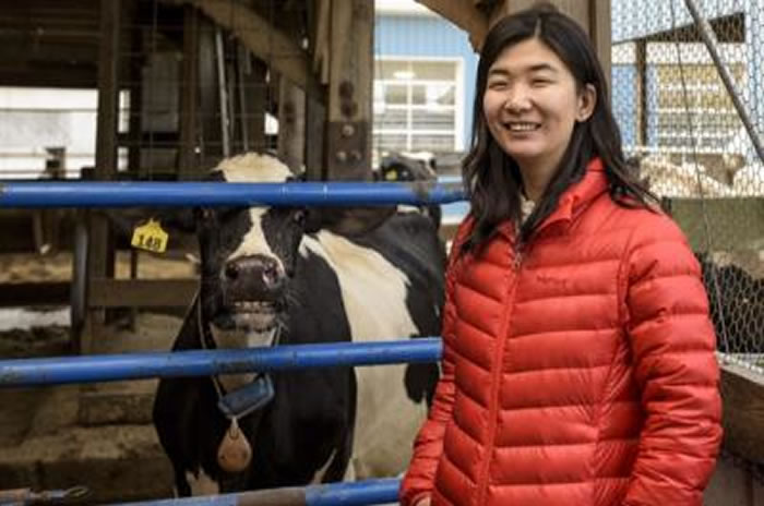 特拉华大学(University of Delaware)教授针对中国毒奶粉事件进行牛奶质量控制研究