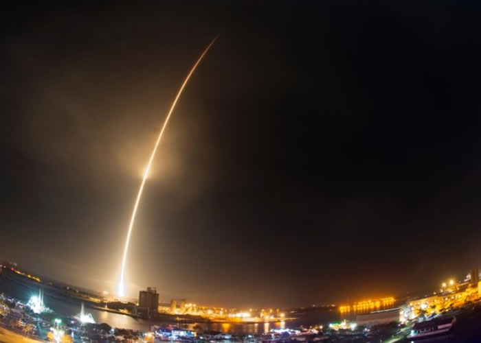 SpaceX早前成功回收火箭