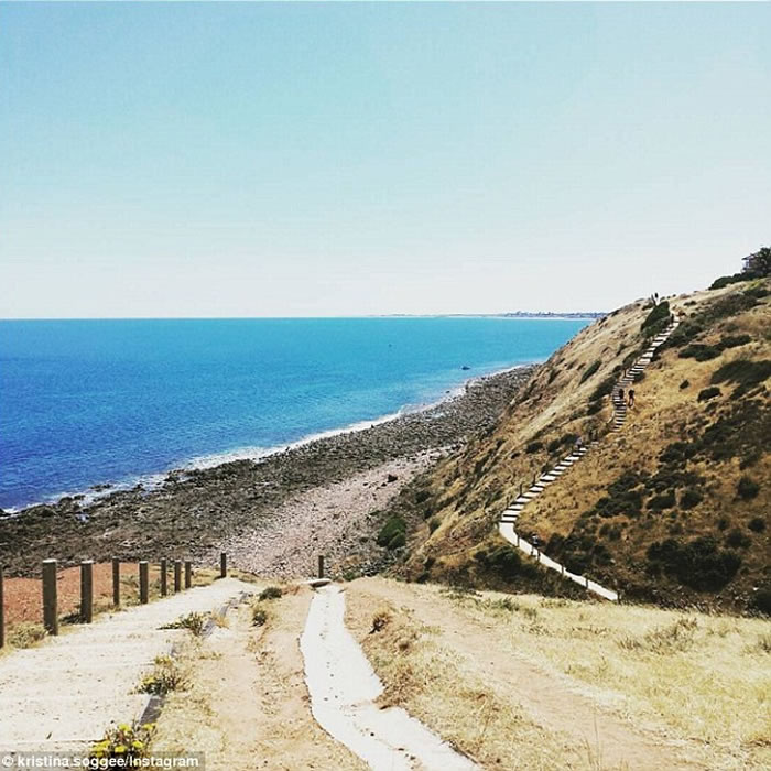 �Ĵ������ϲ��غ�����7�׳������