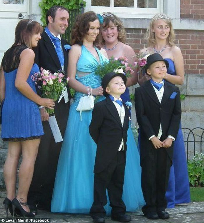 Ӣ������Levan Merritt����ʱ������԰���еõ������ɱ��� �ı���һ��