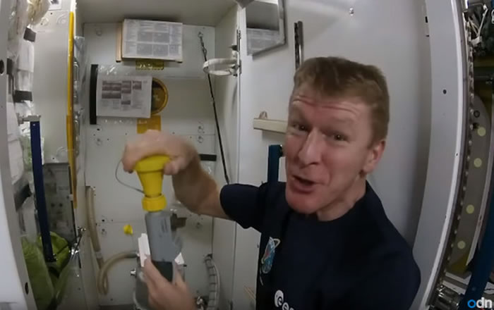 ����̫��վӢ��̫������Ƭ�������̫�����С��