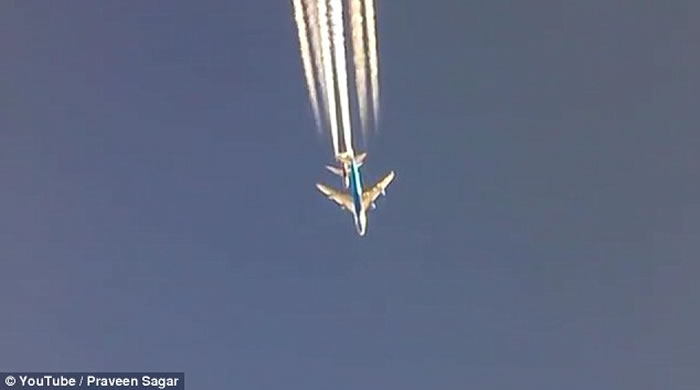 波音747客机直线加速超越波音737客机,场面惊险刺激