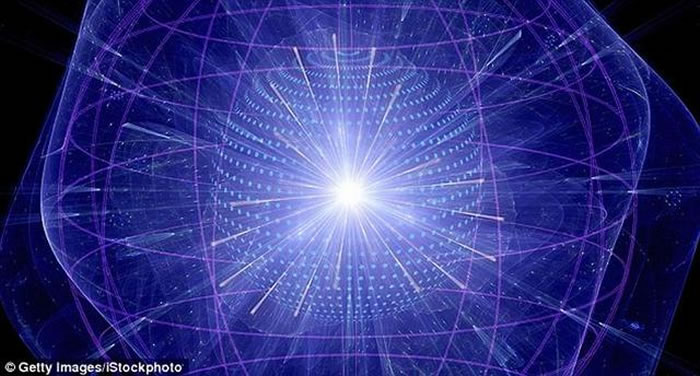 目前美国物理学家提出一项新的理论,认为宇宙经历了二次大爆炸,第二次大爆炸导致暗物质均匀地分布在宇宙之中。