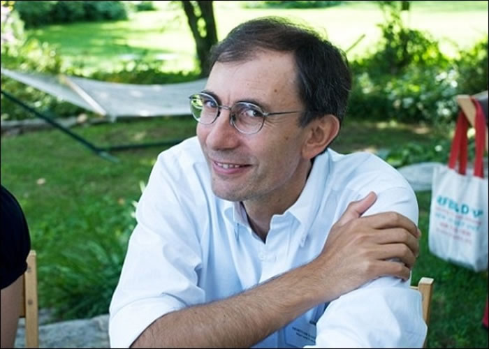 萨塞洛夫认为人类可能是宇宙中最早出现的生命之一。