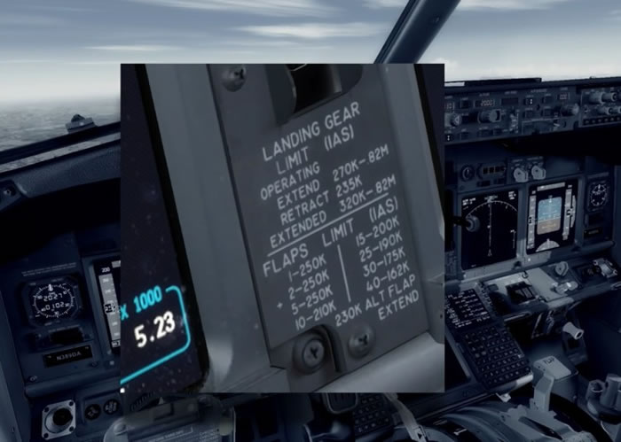 留意襟副翼的张开高度。