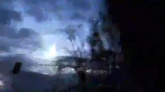 数百人在法国东南部目睹天空出现多个“火球”