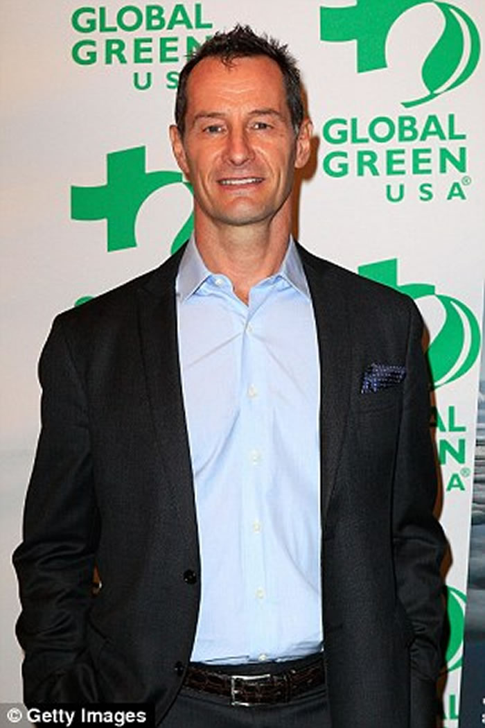 ���ô���Ӱʦ������(Sebastian Copeland)