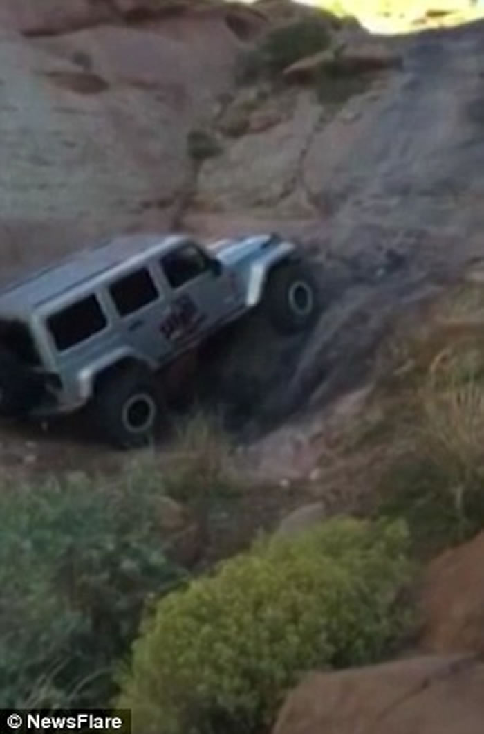 �й���������һ������ԽҰ����Ȼ���ϼ�����ֱ������