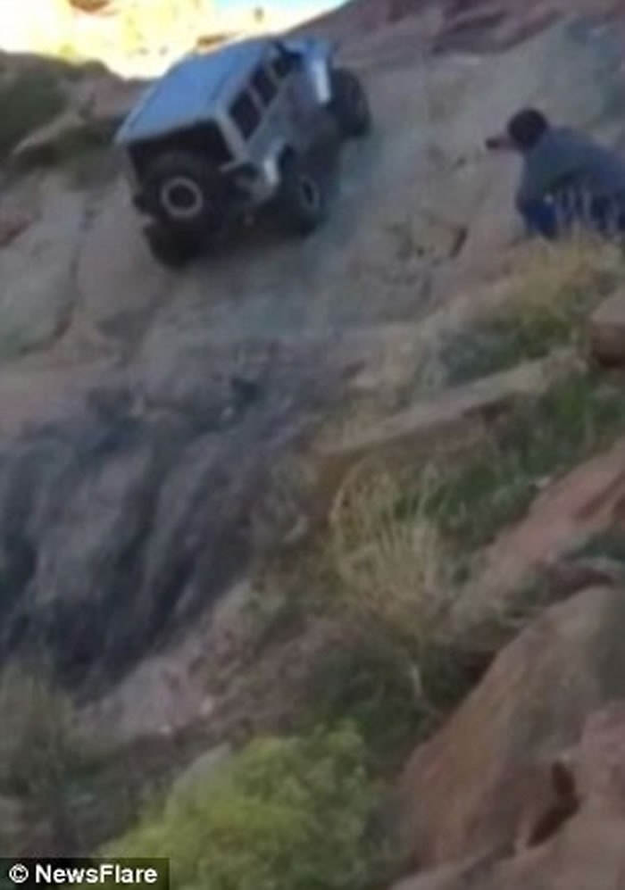 �й���������һ������ԽҰ����Ȼ���ϼ�����ֱ������