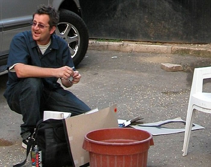 Ӣ��Ϳѻ��ʦBanksy���ݽ��أ����Ƕ���ǰ�����ĸ�������Robin Gunningham����