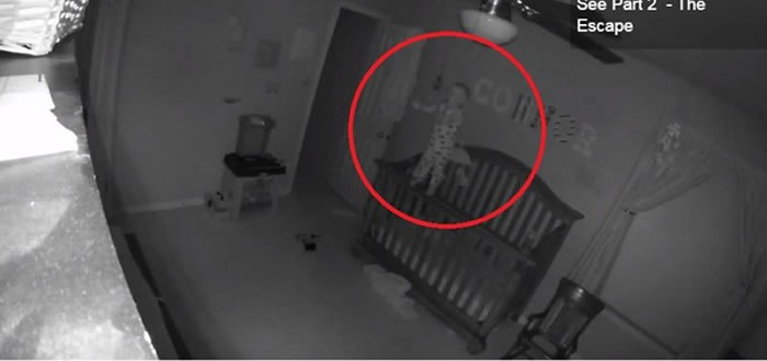 美国一家庭监控视频拍到诡异现象:宝宝轻松爬