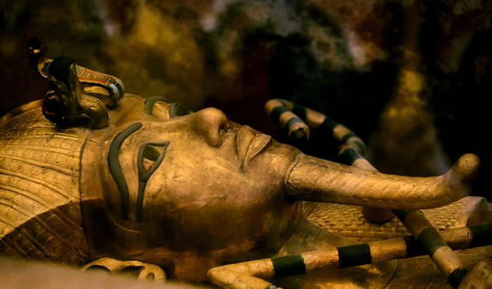埃及法老图坦卡蒙陵墓藏两密室 本月底再扫描探秘
