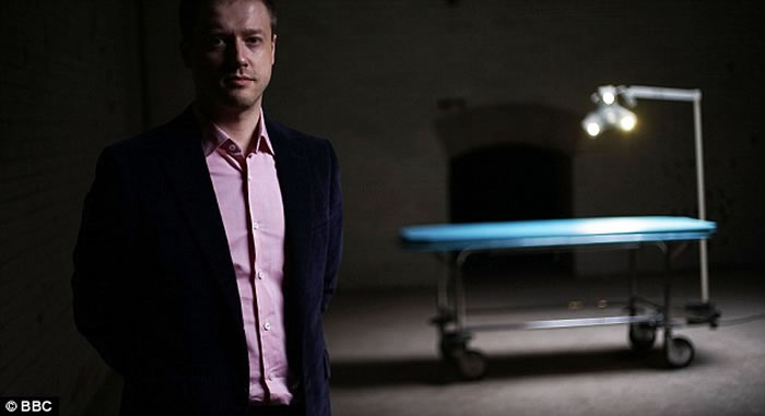 借转移意识达至永生 俄罗斯传媒大亨研阿凡达式人体