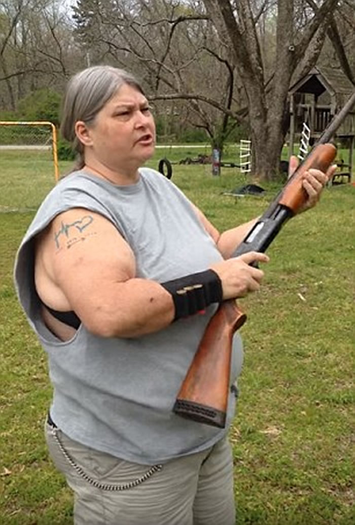 ������������������Ů�����ֻ� ������ǹ���������3��iPhone�͵�����