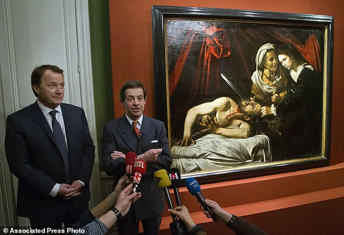 �������������ص�������� ��������ά���ݶ�����400��ǰ������������˹նɱ�н���