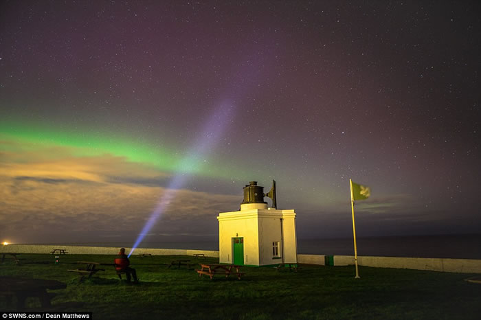 ӢӰʦDean MatthewsϣȵĵĿ⡰ǿµĲʺ硱