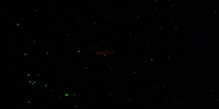 这星球比附近的其他星球明亮(红点示)。图为模拟片段。