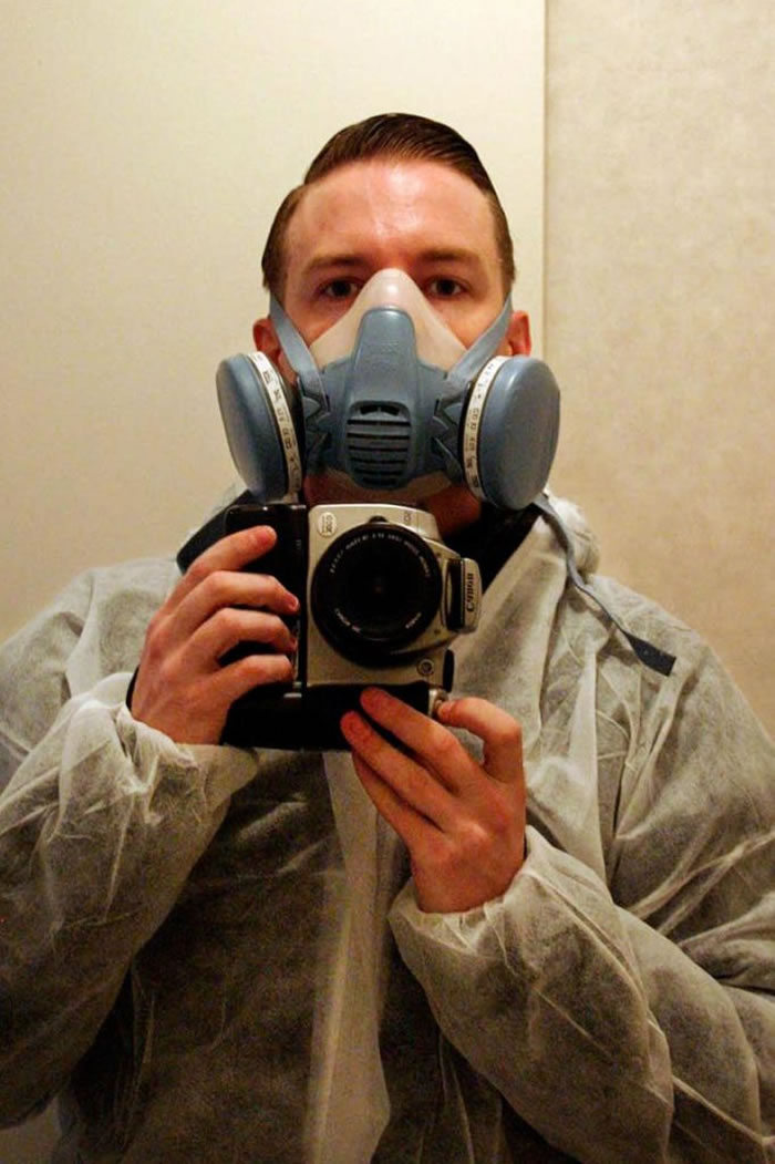 ѧ޲‧˹źģԱжŵҰ顣ڵķ䳾ҰﶼǳΣաPHOTOGRAPH BY ROBERT