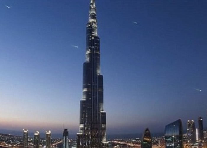 ALE的流星雨计划以多地为目标,图为杜拜哈利法塔流星雨构想图。