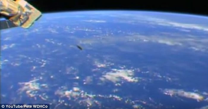 �������������Ʒ��ֹ��ʿռ�վ���䵼��