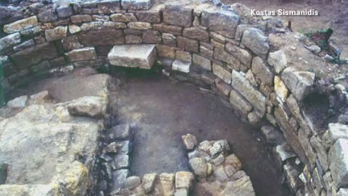 考古学家称可能发现古希腊哲学家亚里斯多德墓地