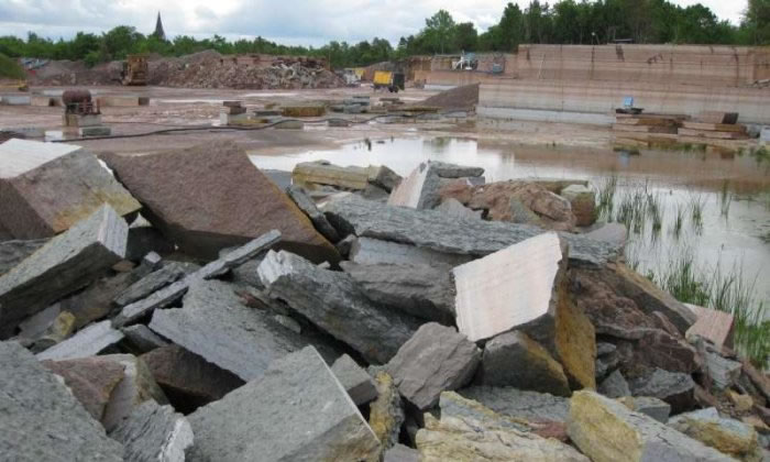 ʯʯɿ󳡷4.7ǰ䵽ϵʯ65š