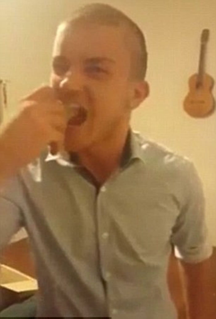 �������������Լ�ҧ��������ͷ�Ĳ���Ƭ�� ����������3��