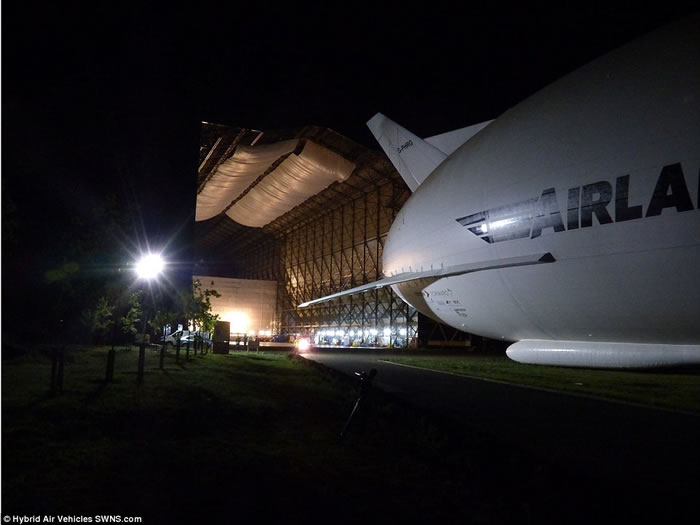 飞天屁股:英国HAV制造的世界最大飞行器Airlander 10全身亮相