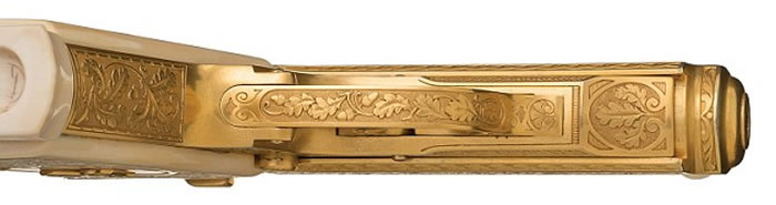 ϣ�����ĸ�������ӵ�еĻ�ɪPPK��ǹ������