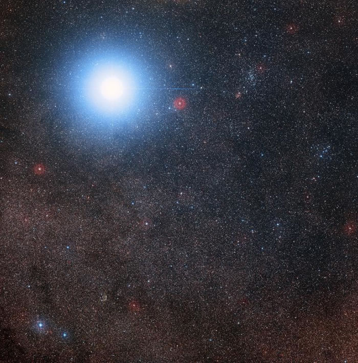 ŶϵͳһݣͼʾΪλѲƻ2Digitized Sky Survey 2ĺϳӰ PHOTOGRAPH BY ESO