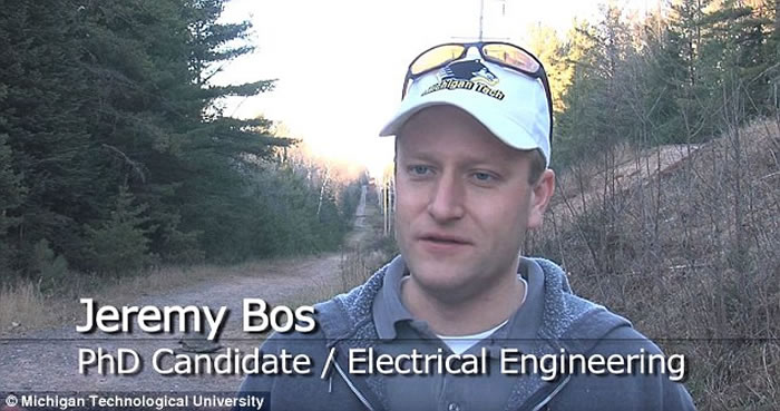 ������֮�⣺�����������ݲ���������ɭ�ֹ�԰�������ذ�ɫ����