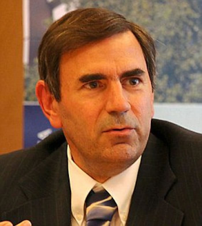 卡尔否认急于发表报告,是为配合巴黎气候峰会。