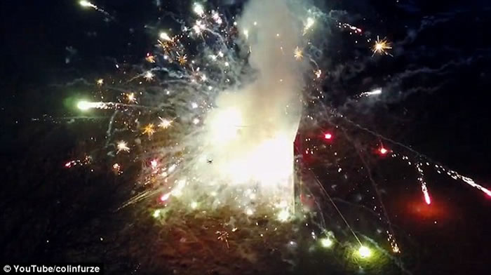 ����ѧ��Colin Furze���ƻ����� ��ȼ�̻�����ҹ��