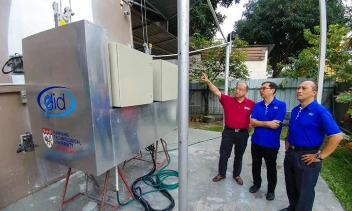 OutoBotĿǰ���ڹ�ҵ�������ϲ��ԡ�