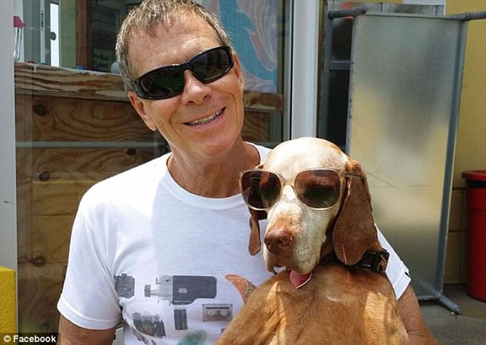 ����ά���������ӽ��ز�������15���Ϲ�����ɳֱ̲��ǹɱ