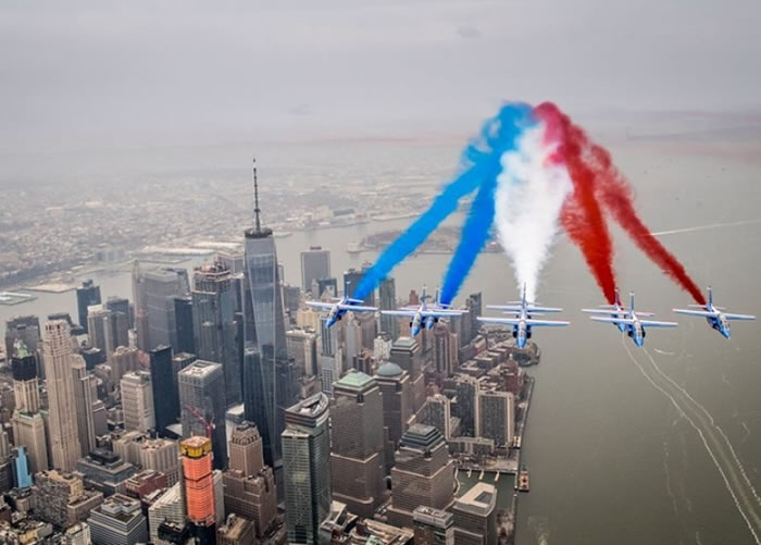 �����������׺���ɫ��������